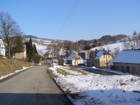 pusté žibřidovice pohled na domky